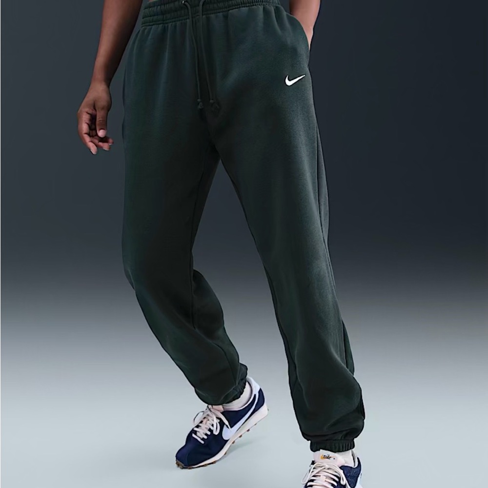 Nike Black Joggers, Track Pants, Size S 
NWT